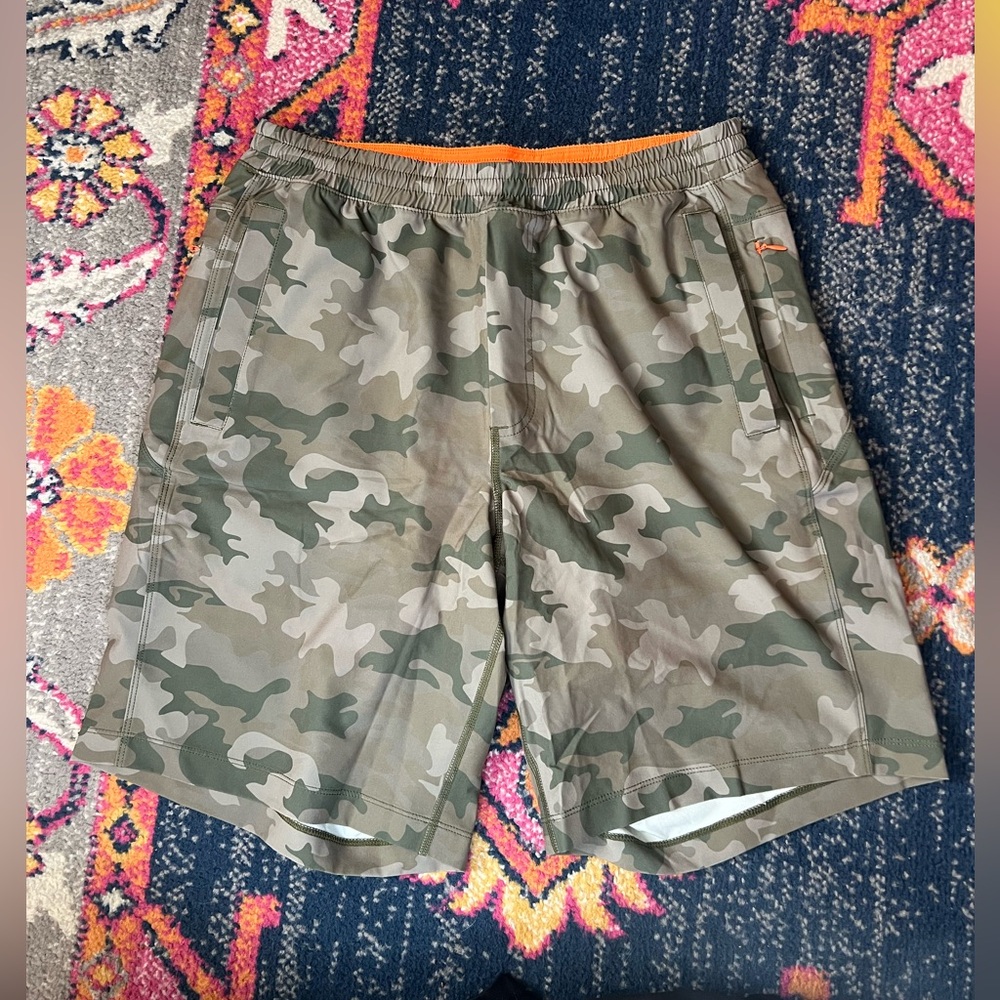 NWT Men’s Birddogs Camo Athletic Shorts/Swim Shorts